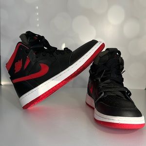 Air Jordan 1 Zoom Air Comfort Black/White/University Red
